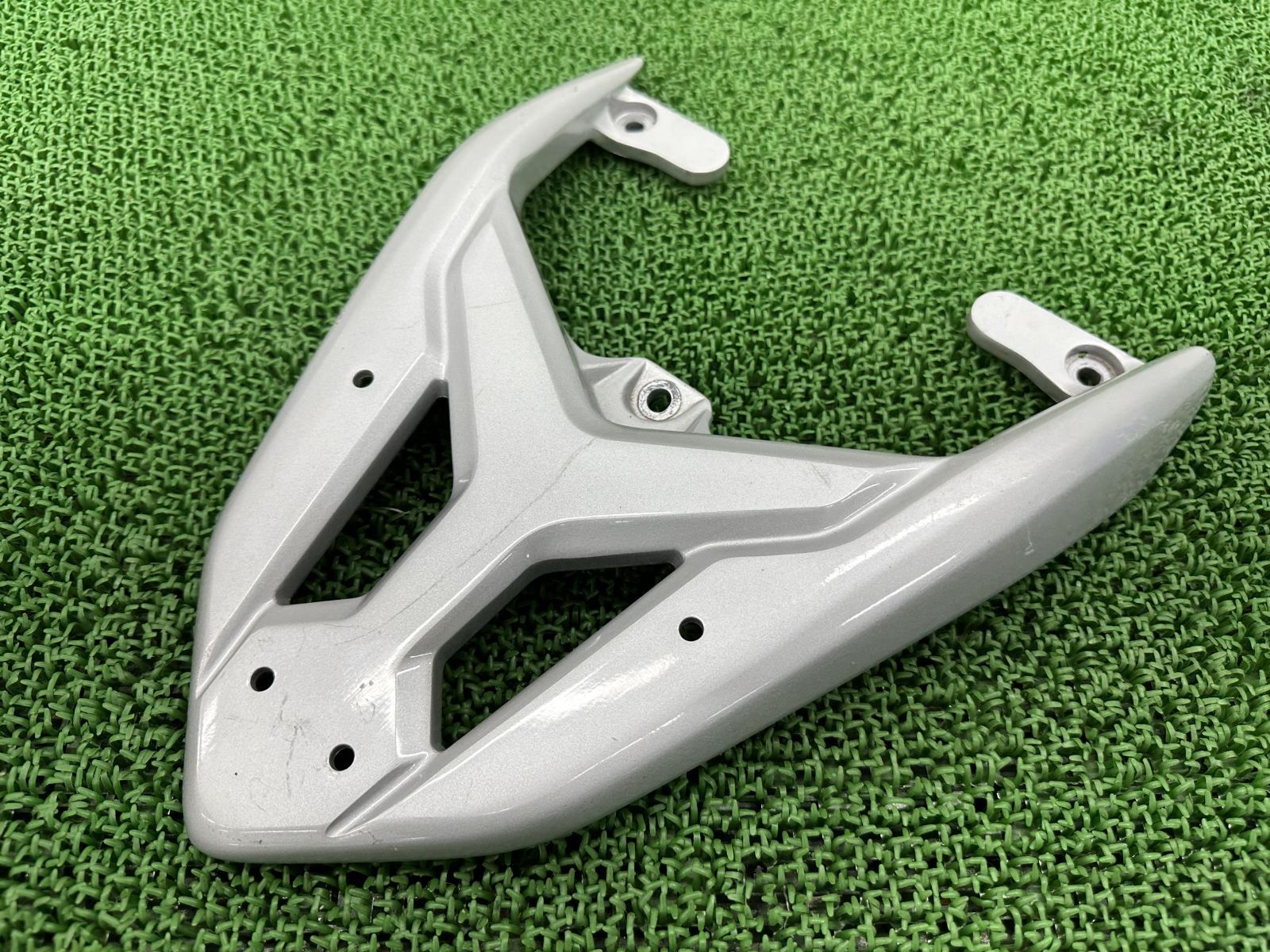 アドレス110 リアキャリア 銀 スズキ 純正 中古 バイク 部品 CE47A 4ST