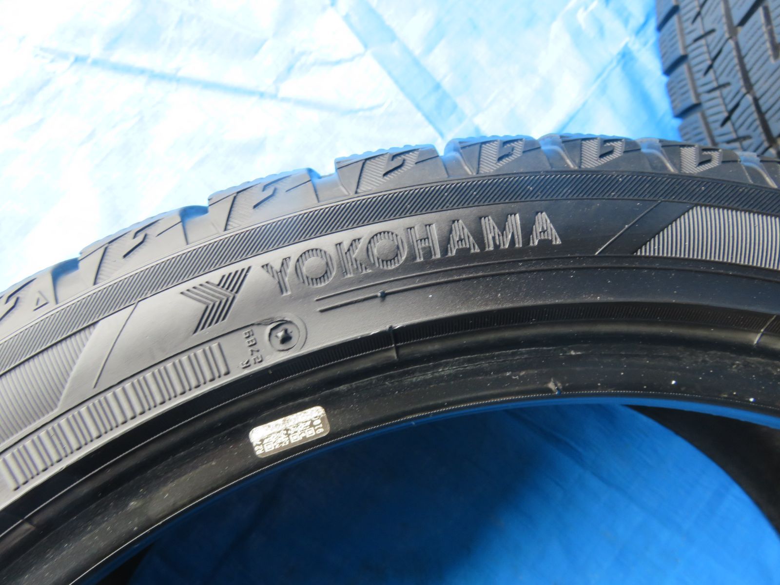 SFC2608 18インチ タイヤ スタッドレスタイヤ 225 40R18 92Q YOKOHAMA iceGUARD iG60 2019年製 4本セット 冬タイヤ