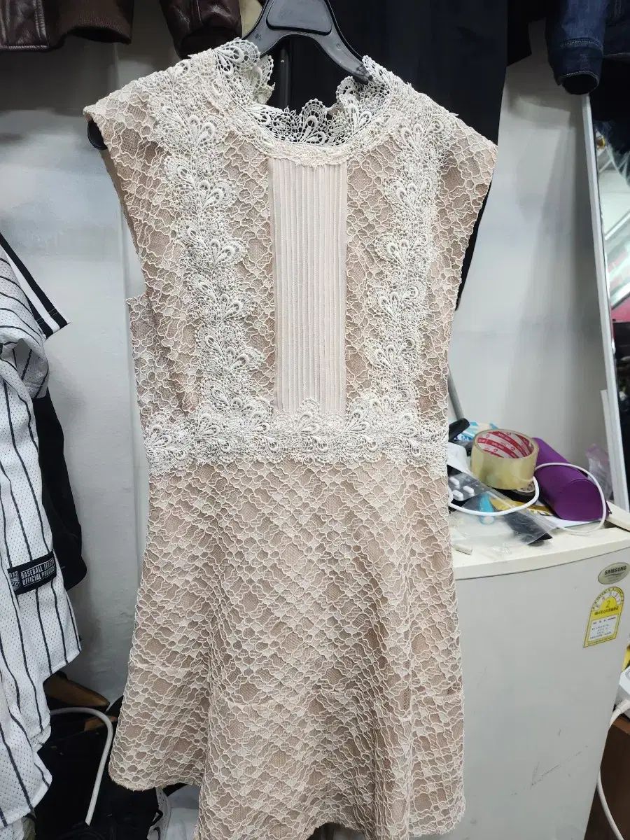 Sandro パリ店購入 レースワンピース Sandro パリ店購入 レース