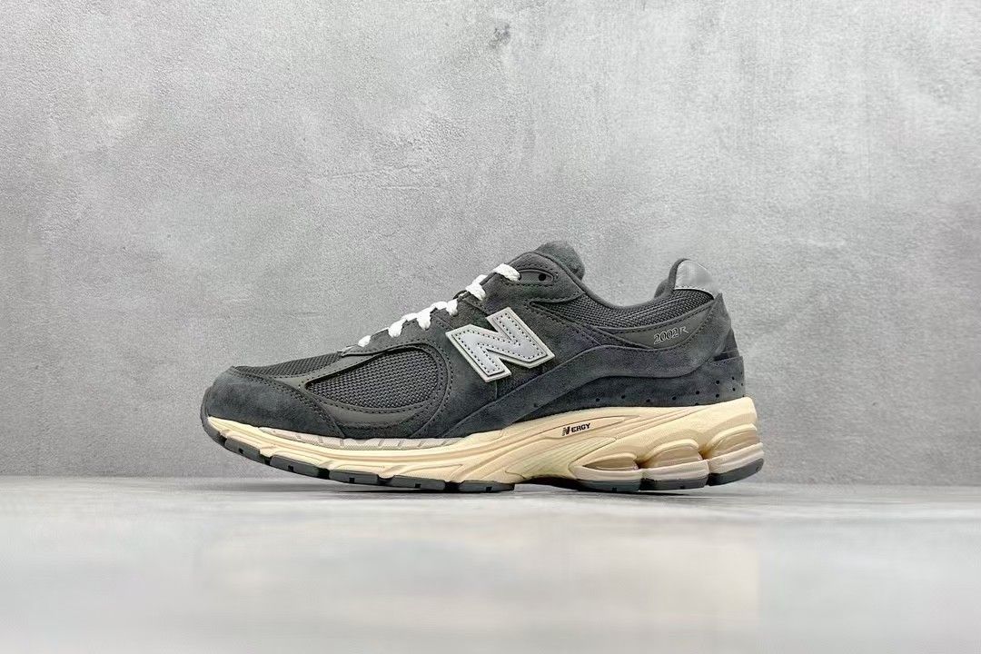 新品未使用 箱付 ニューバランス 2002R "ファントム" New Balance 2002R "Phantom" M2002RHO