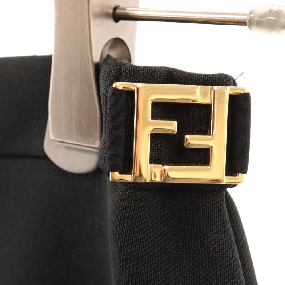 FENDI (フェンディ) ポリエステル タイトスカートロゴプレート付き  