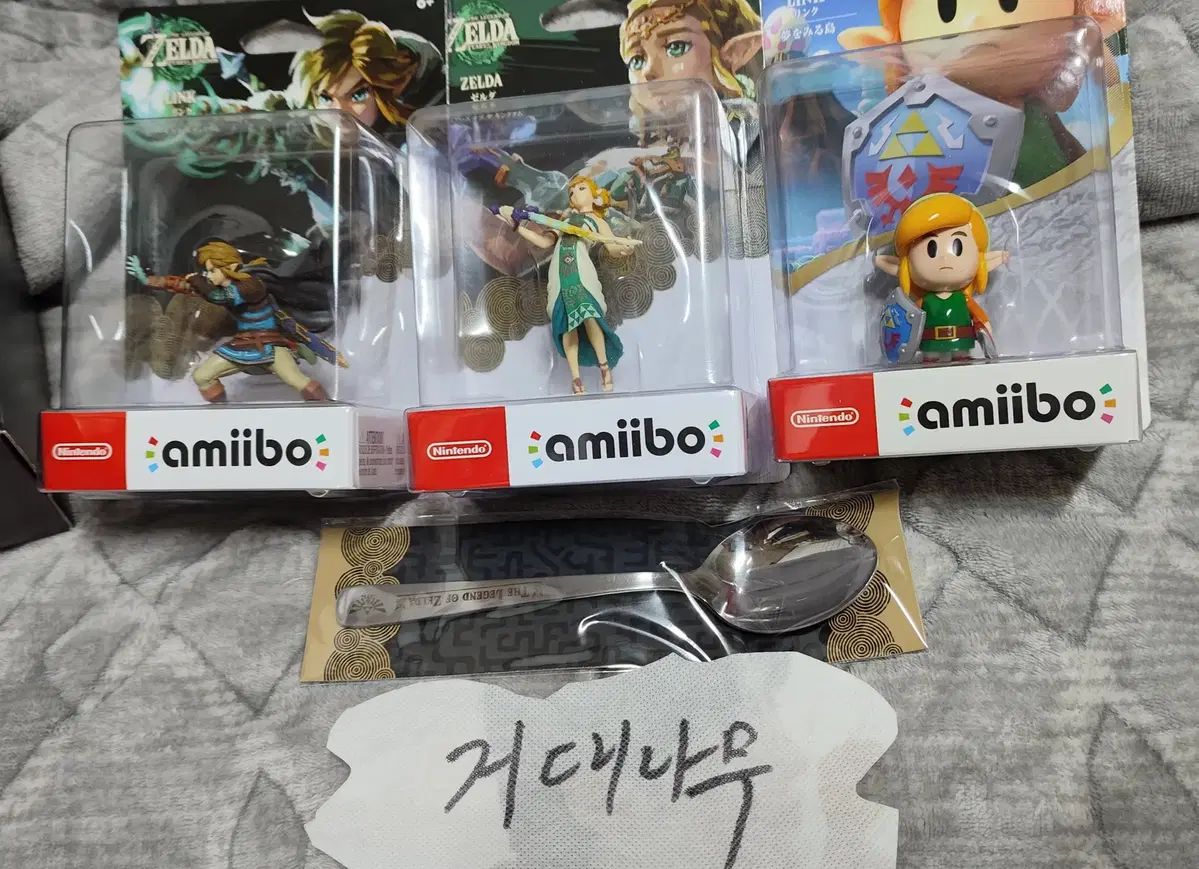 未開封新品】ゼルダの伝説ティアーズオブザキングダム アミーボ3