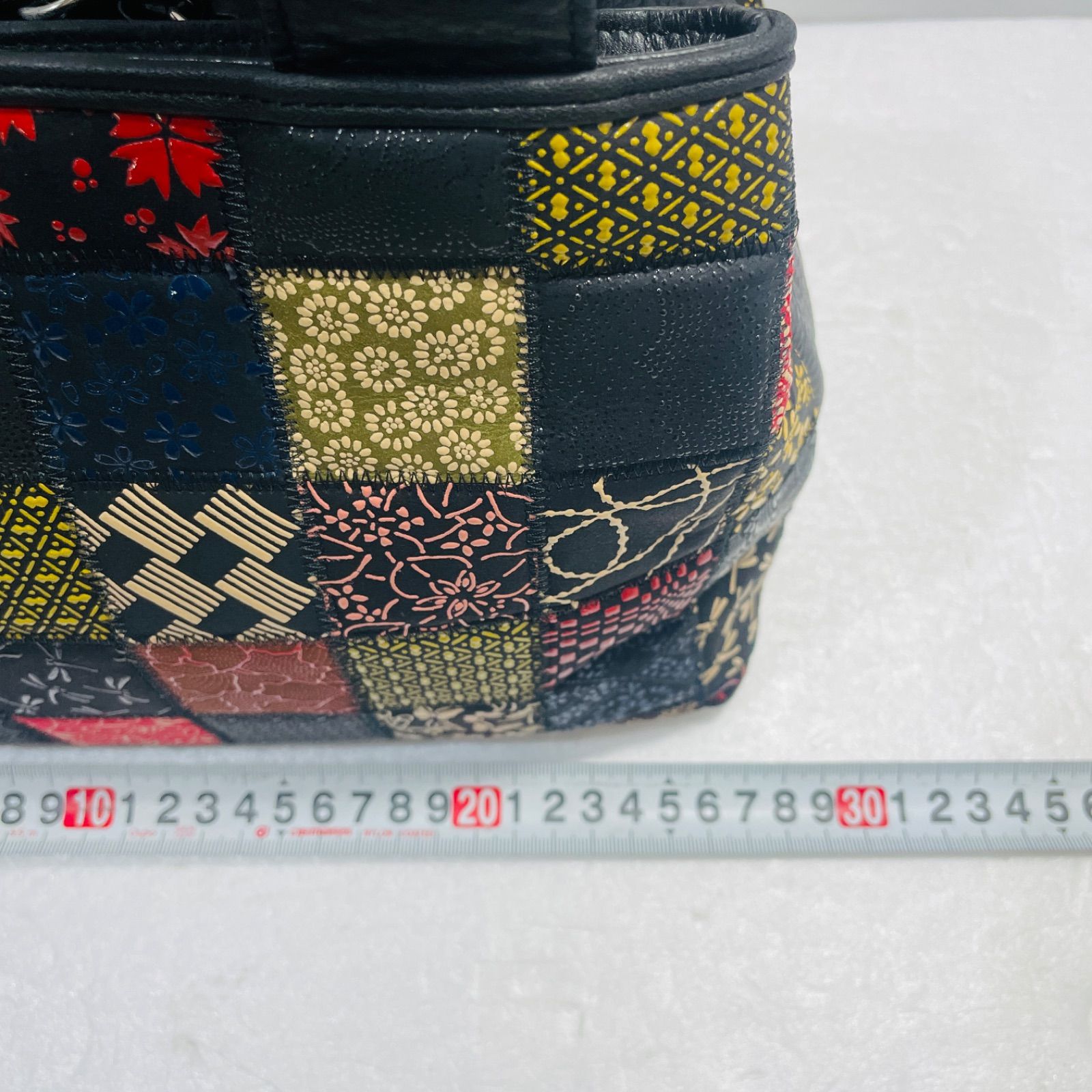 印伝 印傳 本漆 鹿革 マルチパッチワーク ハンドバッグ JRA - メルカリ