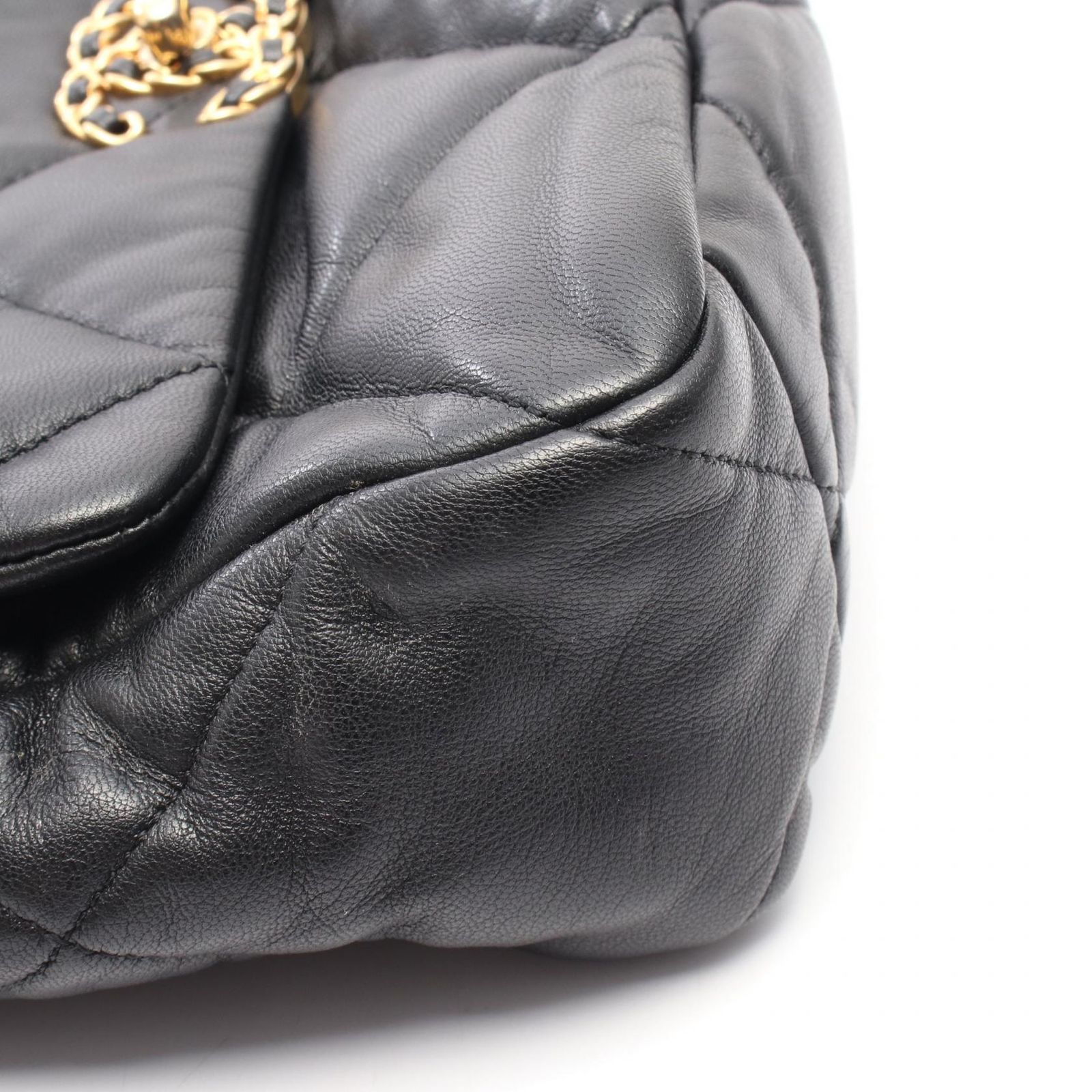 CHANEL シャネル シャネル19 ディズヌフ マトラッセ ショルダーバッグ ブラック AS1161 CHANEL（シャネル） シャネル19 ディズヌフ マトラッセ ショルダー
