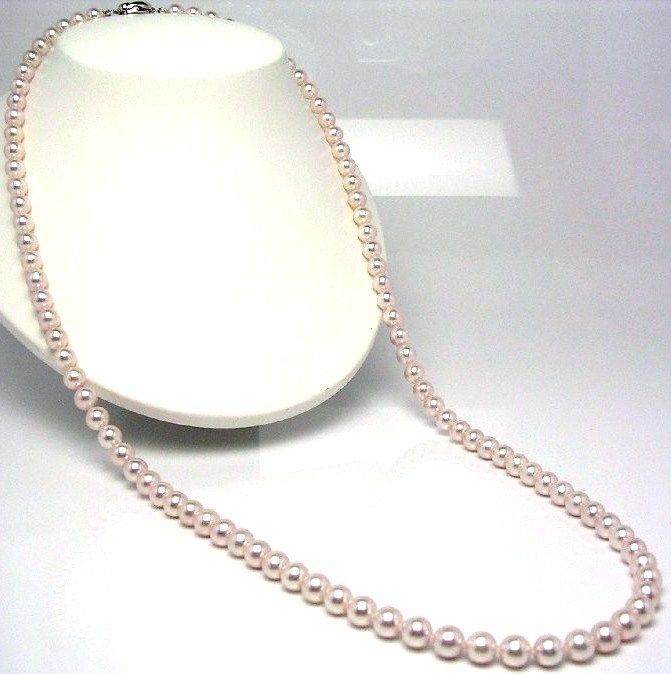 真珠の種類あこや真珠高値のアコヤ破格値で特売　 あこやパールロングネックレス７．５～８ｍｍ　８２cm