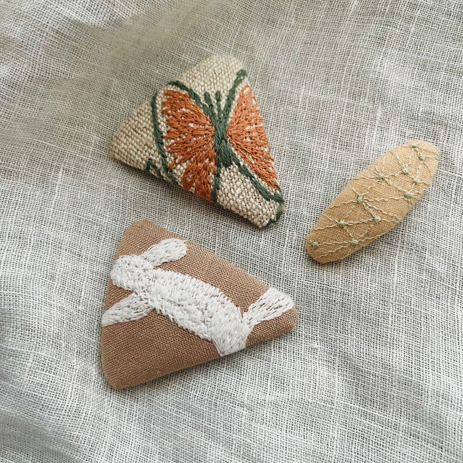 春ですね！　ミナペルホネンパッチンピン 春ですね！ ミナペルホネンパッチンピン 嬉しいです春ですね！ ミナ