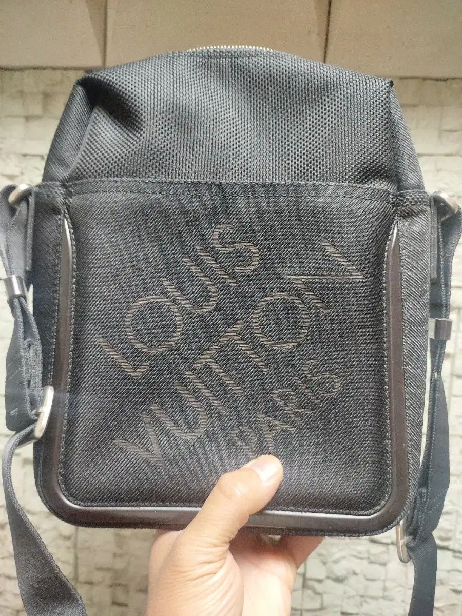 Louis Vuitton ルイヴィトン クロスバッグ 真正性証明書