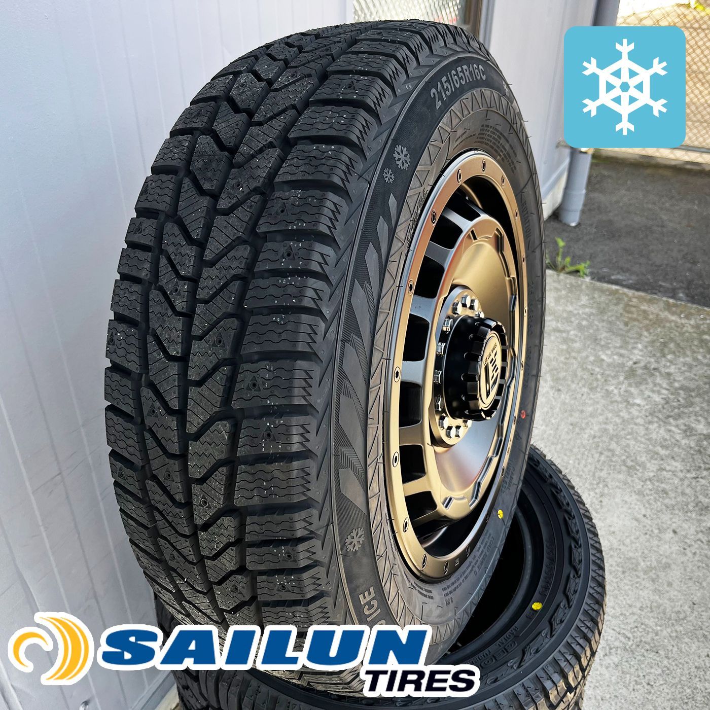 新品 スタッドレス ハイエース 200系 16インチ タイヤホイール