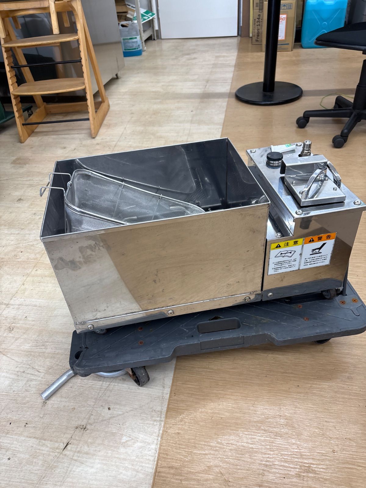 フライヤー用食用油ろ過機 Y-3