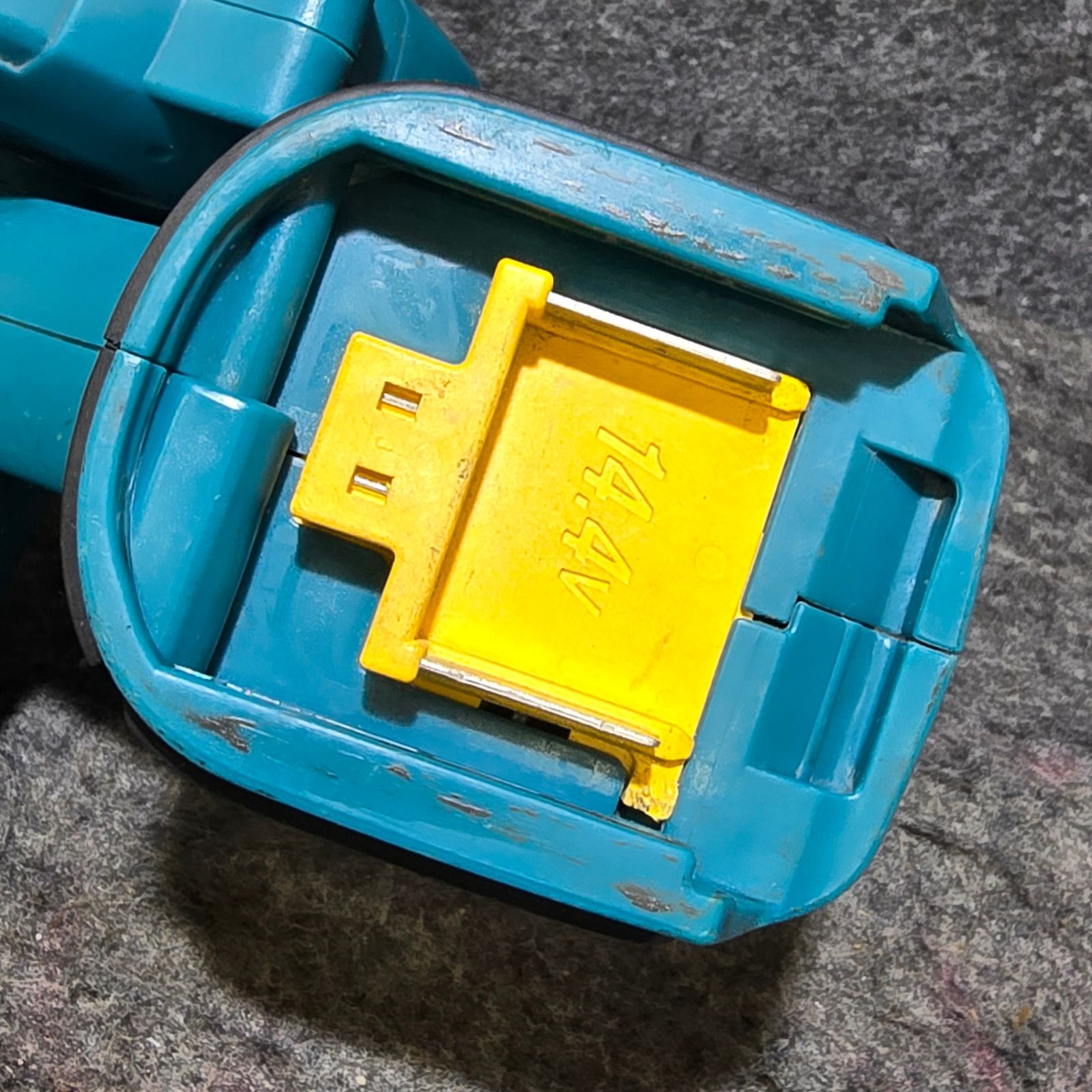 makita コードレスブロワ