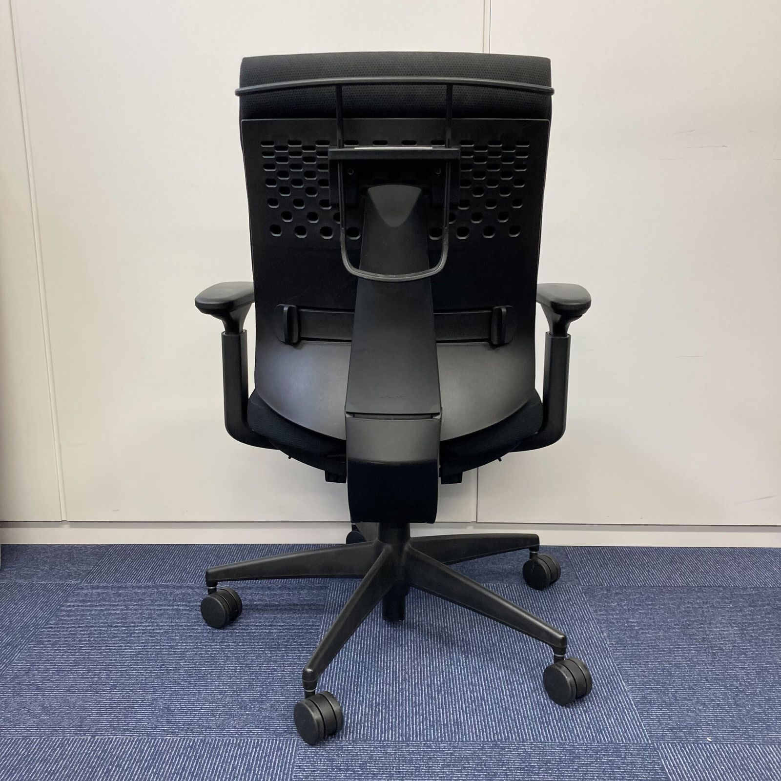 【中古 S(美品)_2023年製】Wizard3(ウィザード3) CRS-G3622F6 中古】ウィザード3 樹脂 CRS-G3622F6 コクヨ/KOKUYO 肘付