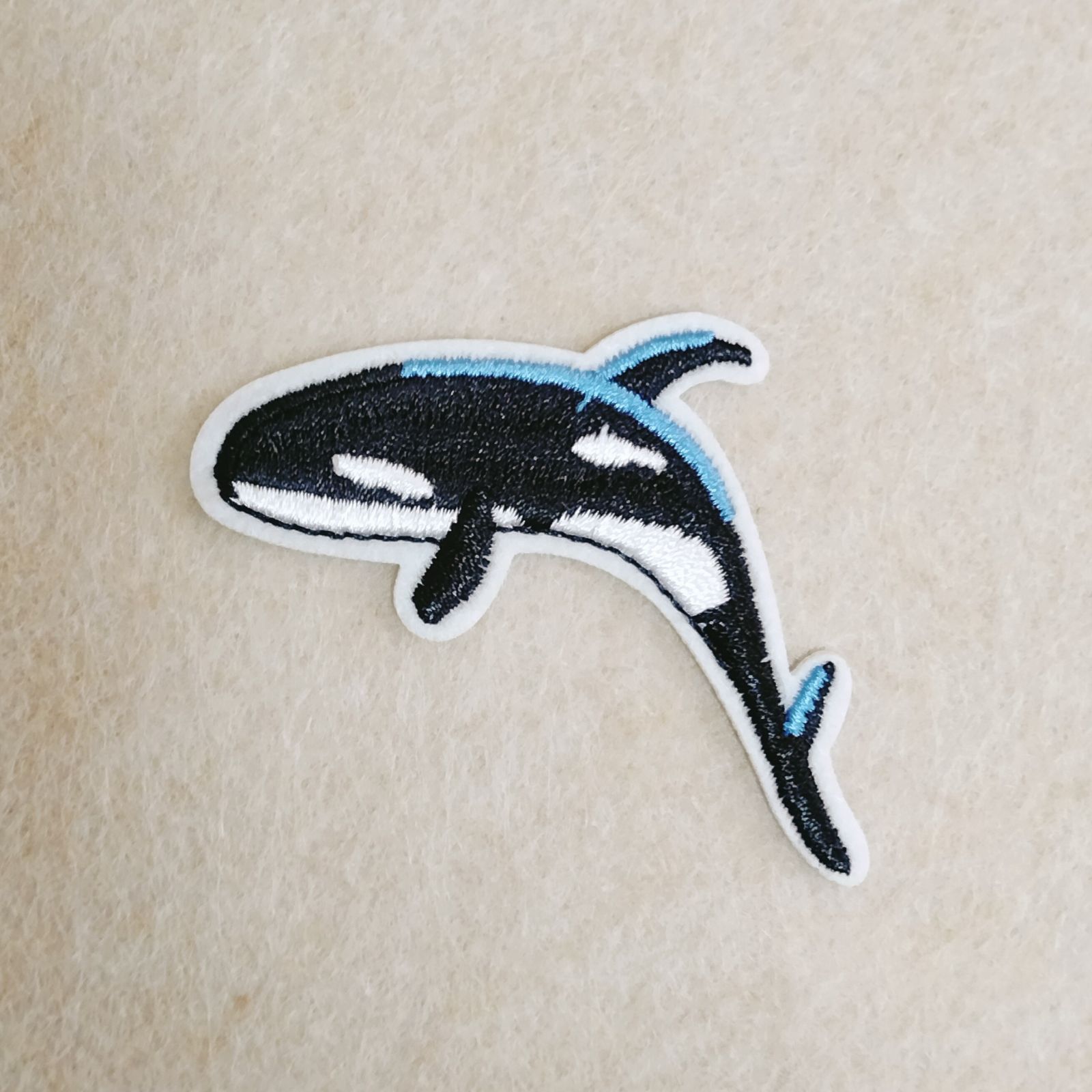 刺繍ワッペン ☆海の生き物☆シャチ☆オルカ☆ アイロン接着 