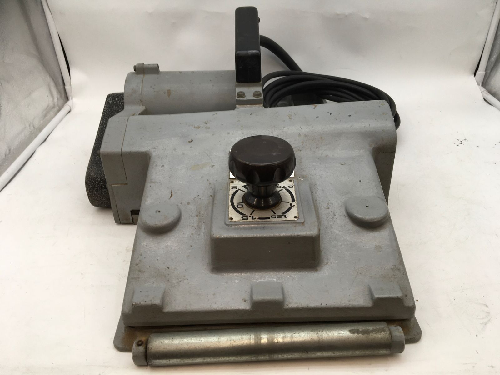 領収書発行可】☆ 松井鐵工所 一尺カンナ HP-601 [ITKKUAT633K8 領収書発行可】☆ 松井鐵工所 一尺カンナ HP-601 [ITKKUAT633K8