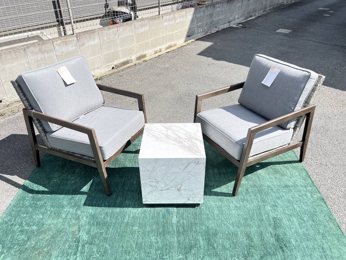 値下げ！ 展示品 アジオ KEATS テーブル&チェア 3点セット costco 