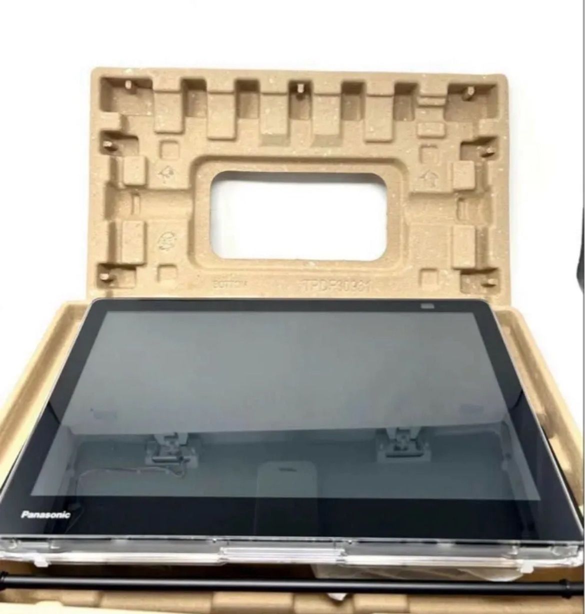 パナソニック 15インチ ポータブルテレビ UN 15 S 11