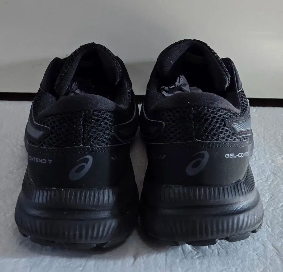 265 Asics(アシックス) ゲル含有量 7 ブラックキャリアグレー 4E