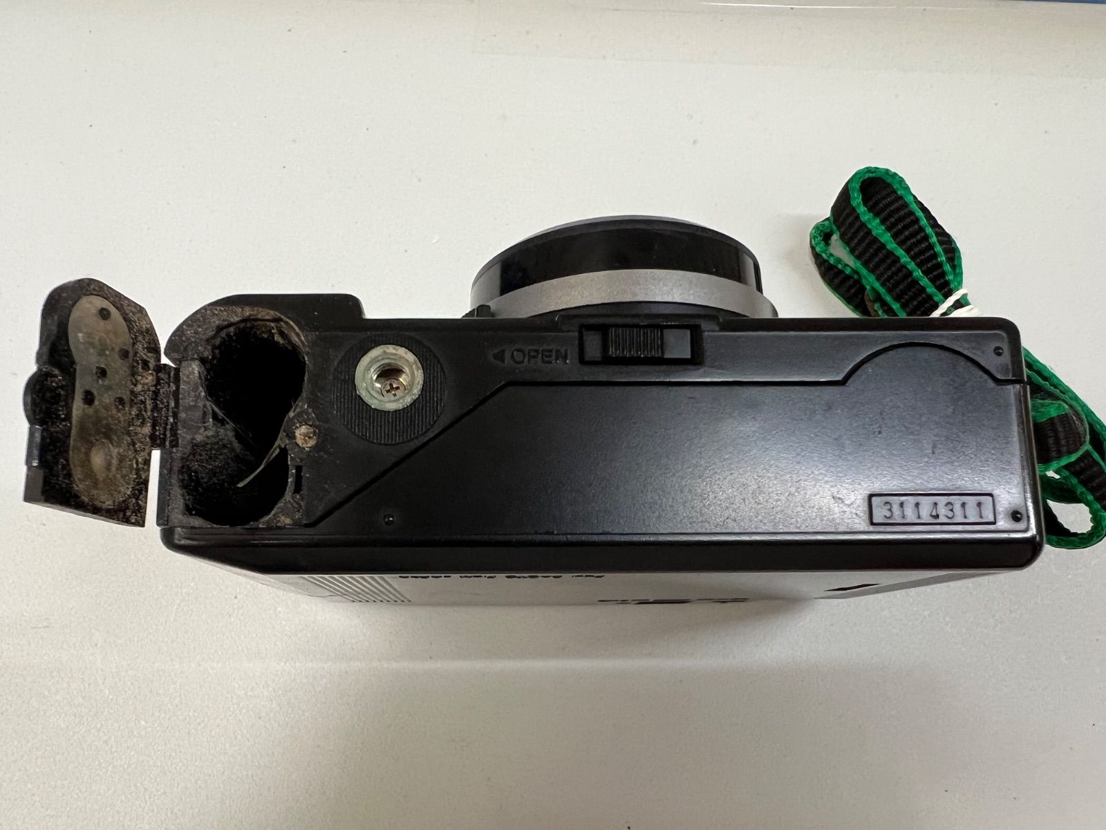 Fujica DL-20 フィルムカメラ　ジャンク品 FUJICA DL-20（故障品・小ネタ） 富士フイルムのフィルムカメラ