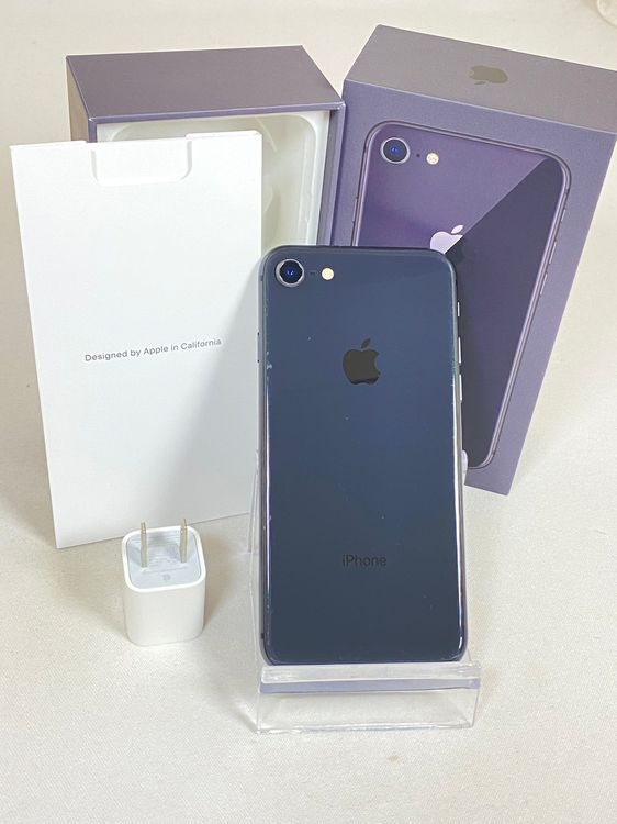SIMフリー iPhone8 256GB グレー 送料無料