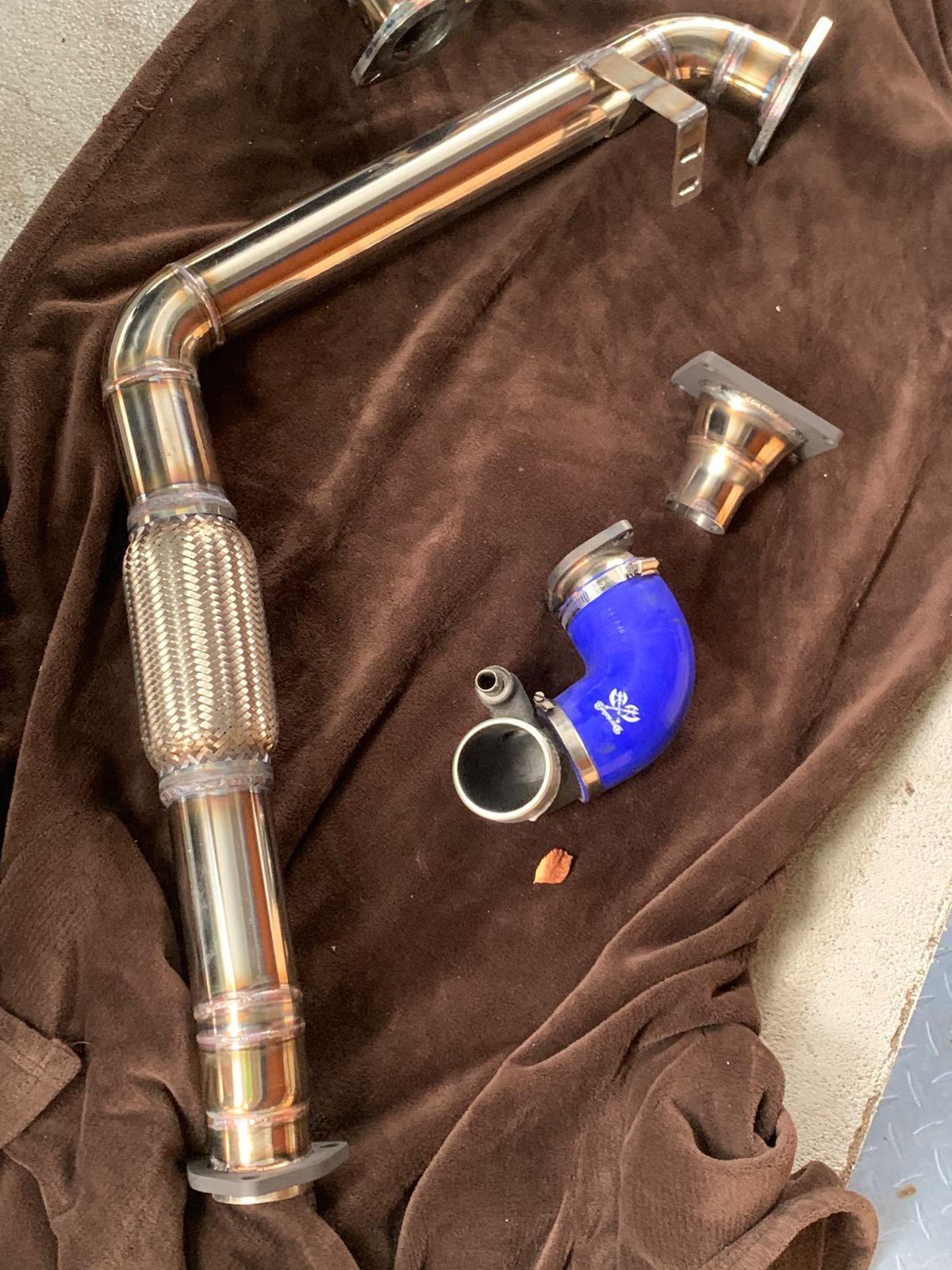 ランクル80ディーゼル特注 大口径70ミリフロントパイプ特注品HDJ81V ガナドールドールマフラー トヨタ純正 マフラーにも装置ok ランドクルーザー 80