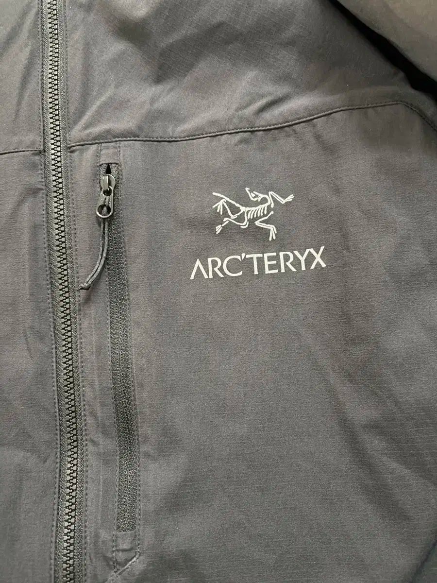 ARC TERYX アークテリクス スコーミッシュ XL ブラック ウィンドブレーカー