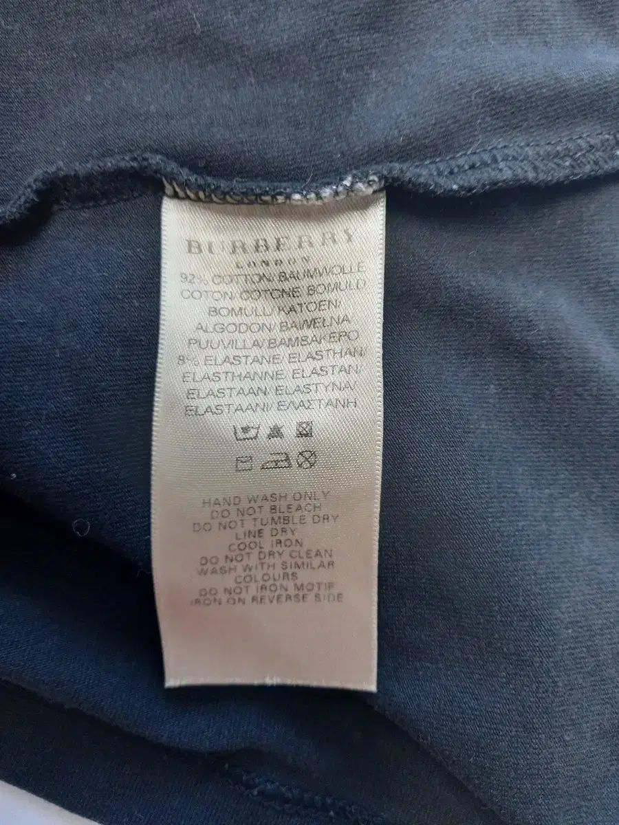 ★韓国の人気★【BURBERRY】★コットン ジャージ 半袖 Tシャツ★ バーバリー レディース Tシャツ 半袖 BURBERRY ブランド