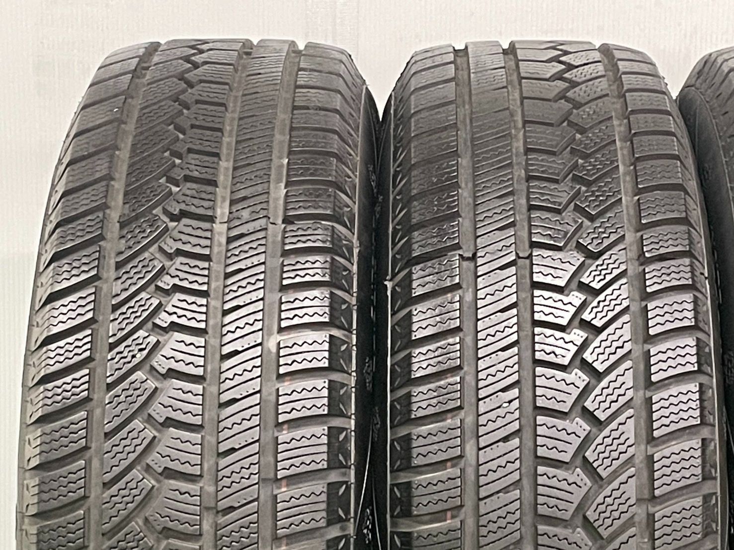 送料無料でお届けします。 バリ溝スタッドレス ZACK 12in 4.00B 42 PCD100 アイスナビカーゴ 145R12 N-VAN バモス サンバー ハイゼット アトレー エブリィ バン