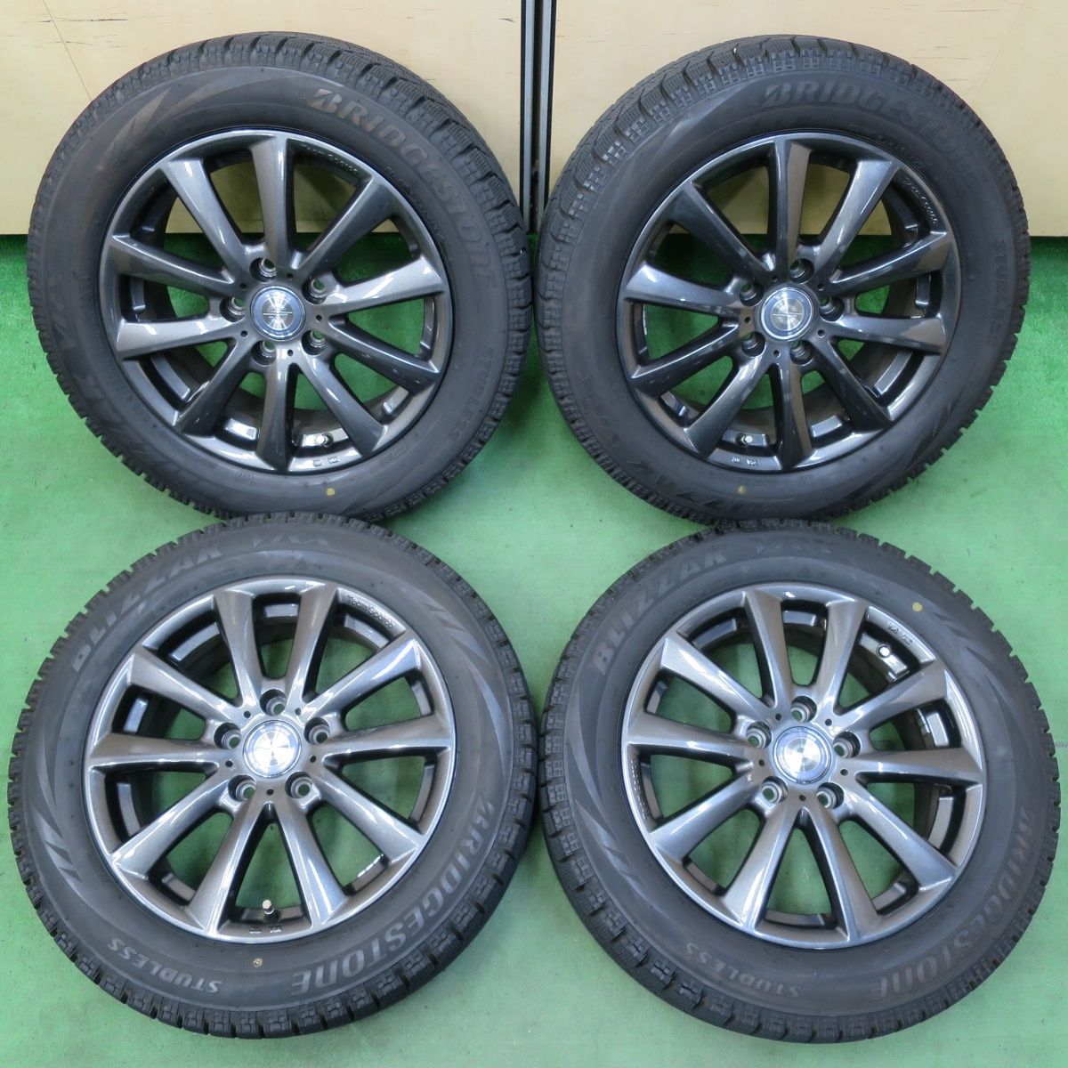 バリ溝 21年 キレイ 9.5分 ワーゲン 等 205|55R16 スタッドレス ブリヂストン ブリザック VRX Team Sparco チームスパルコ 16インチ PCD112|5H 5051206イス