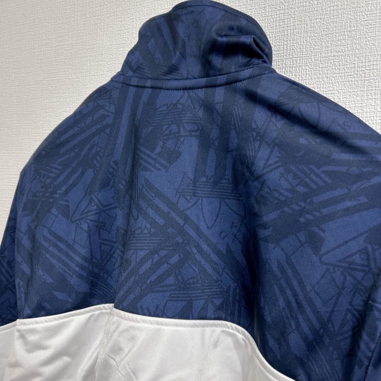 【美品】adidas originalトレフォイル刺繍ロゴ総柄2XL相当 美品】adidas originalトレフォイル刺繍ロゴ総柄2XL相当 - メルカリ