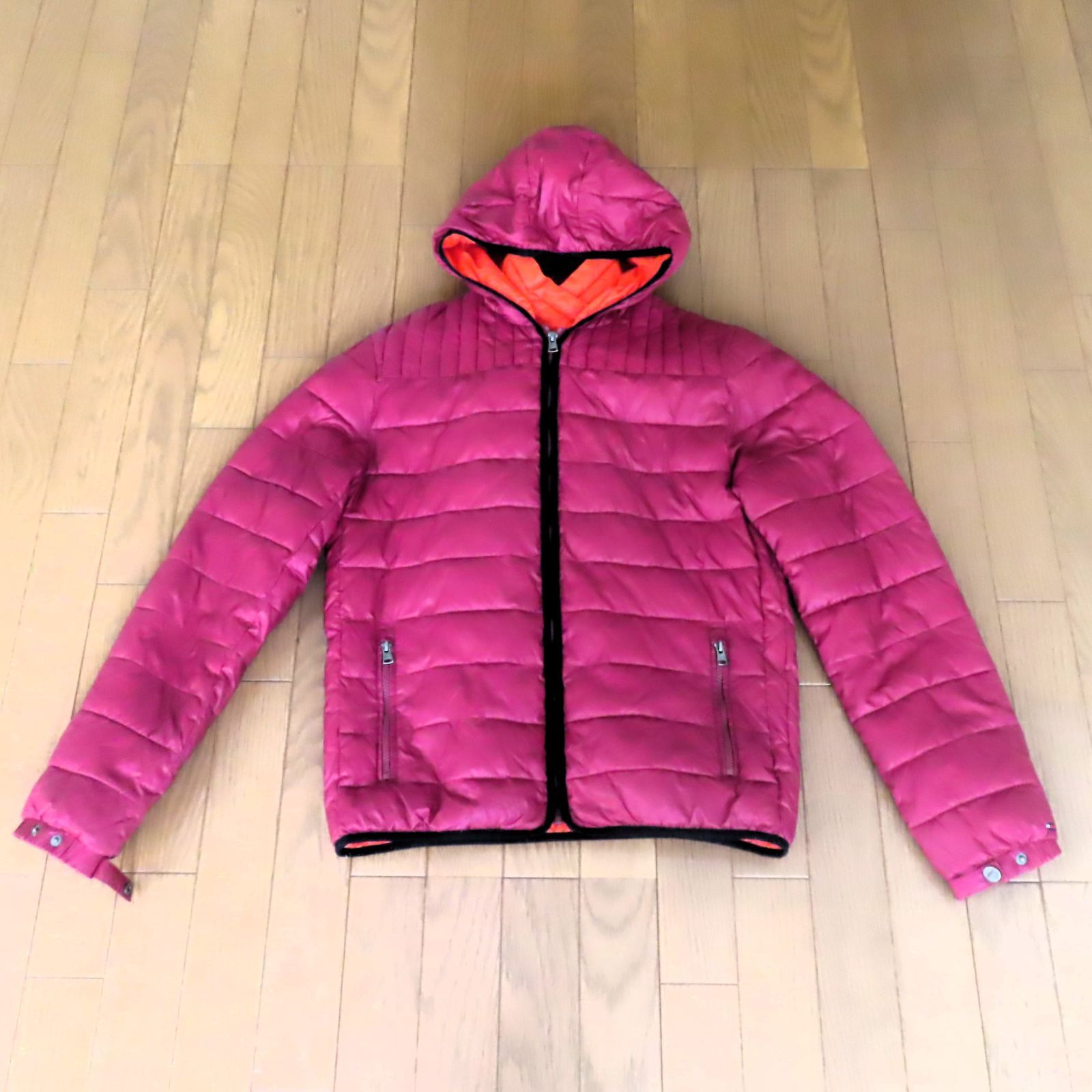 Tommy hilfiger トミーヒルフィガー ダウンジャケット エンジ系 レッド 