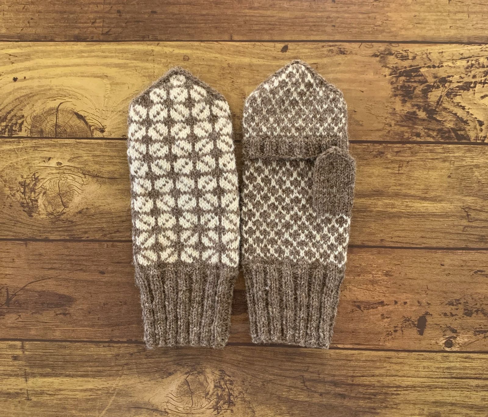 リトアニア ハンドメイド リストウォーマー マウチ リエシネス ⑧