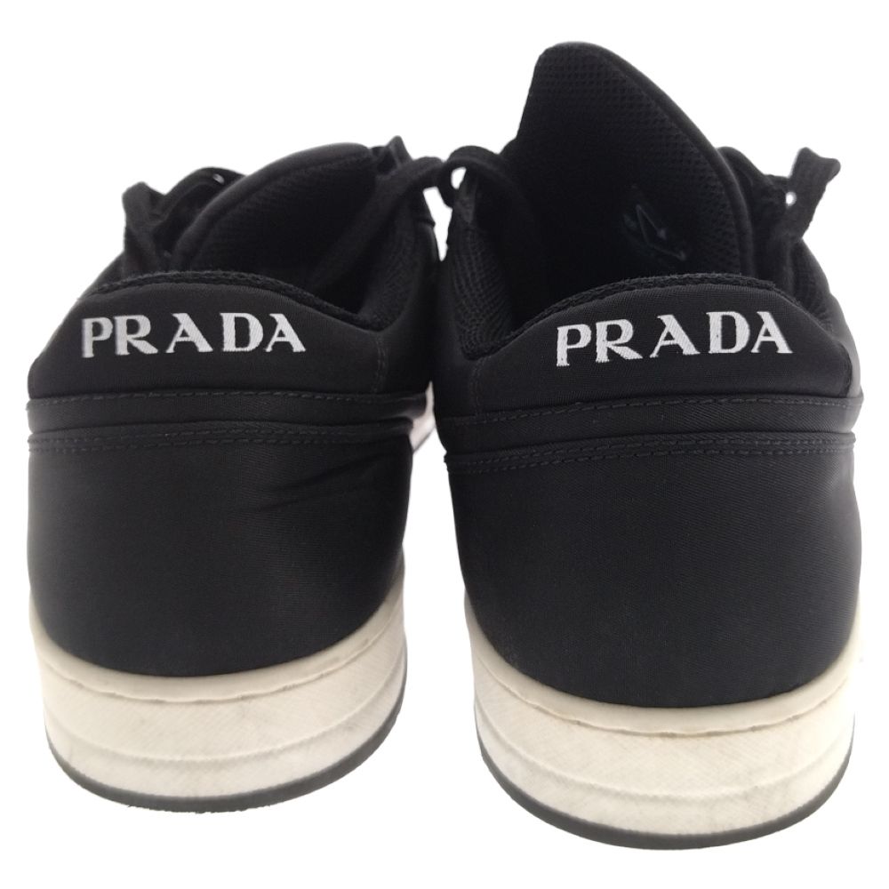 【美品】プラダ Re-Nylon スニーカー 三角ロゴ メンズ ナイロン 黒 美品】プラダ Re-Nylon スニーカー 三角ロゴ メンズ ナイロン 黒 PRADA