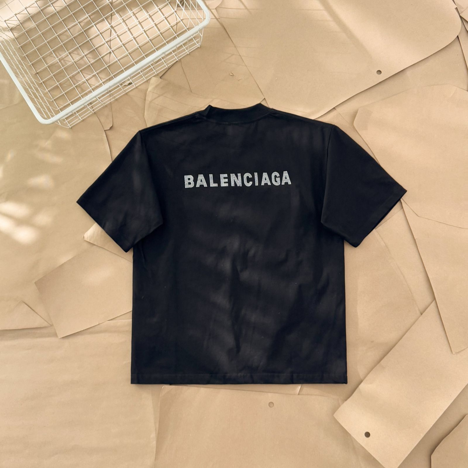 Balenciagaバレンシアガ フロント＆バックラインストーンモノグラム 