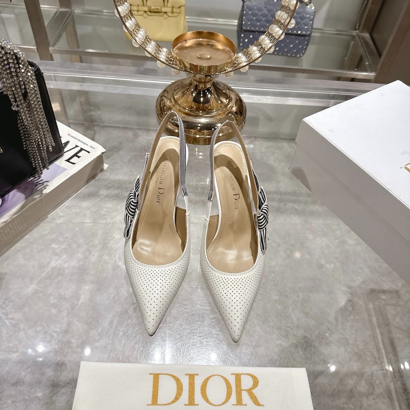 Dior ディオール テーパード トゥ フラット | ハイヒール サンダル01