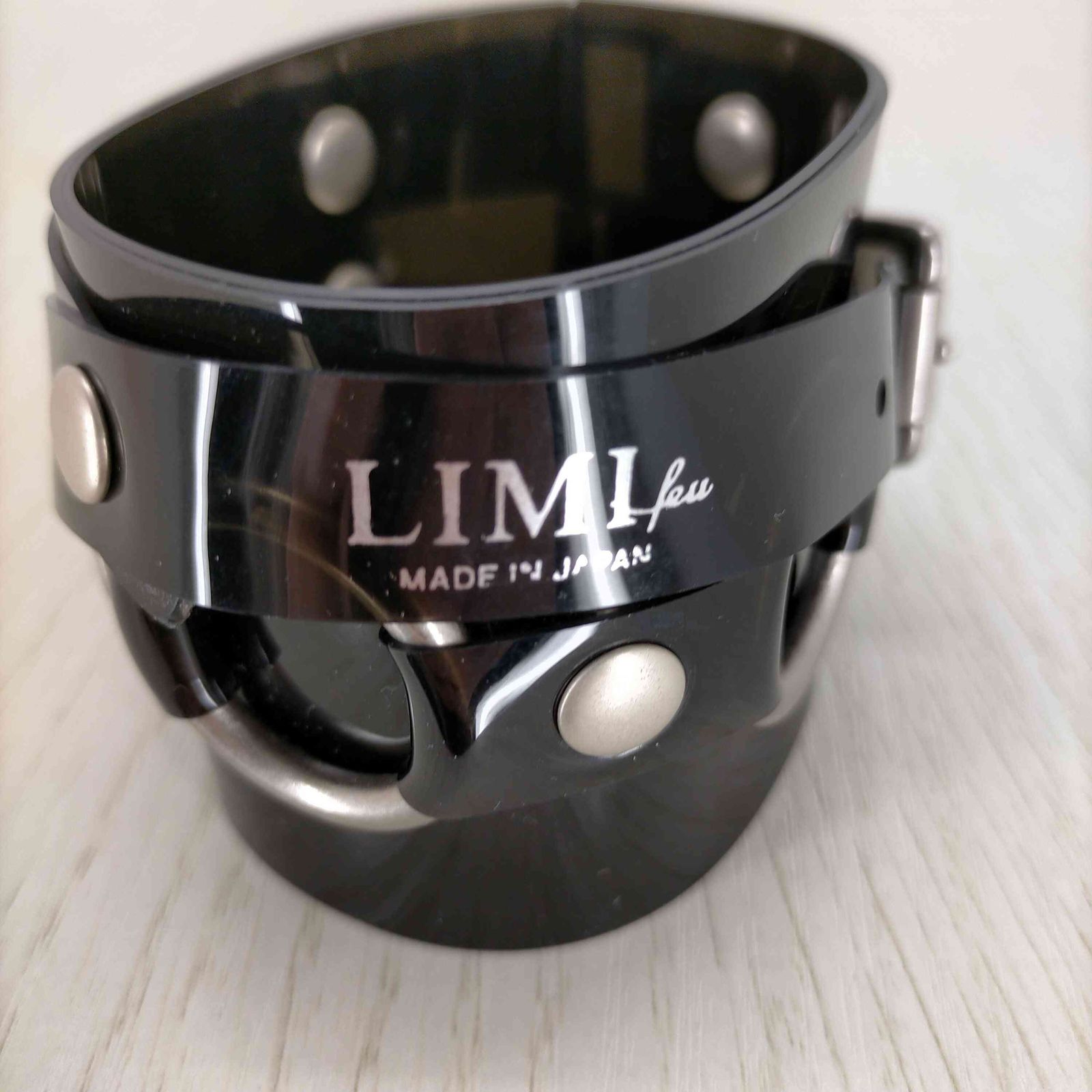 リミ　フゥ　バングル LIMI feu（リミフゥ）レザーバングルブレスレット シリアル入り