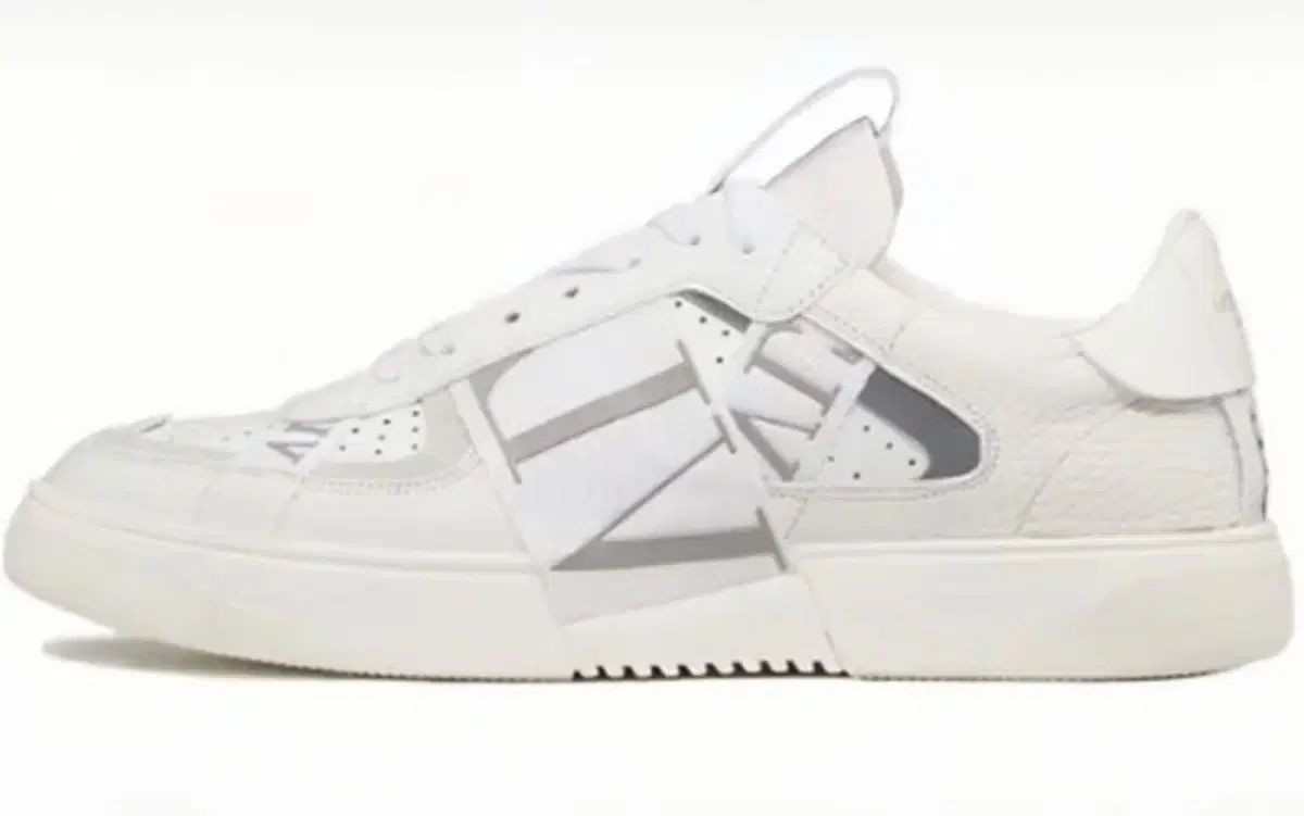 VALENTINO(ヴァレンティノ) バンド スニーカーズ vltn - メルカリ