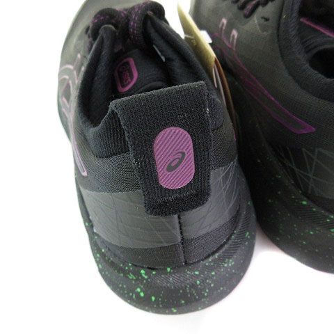 GEL-KAYANO