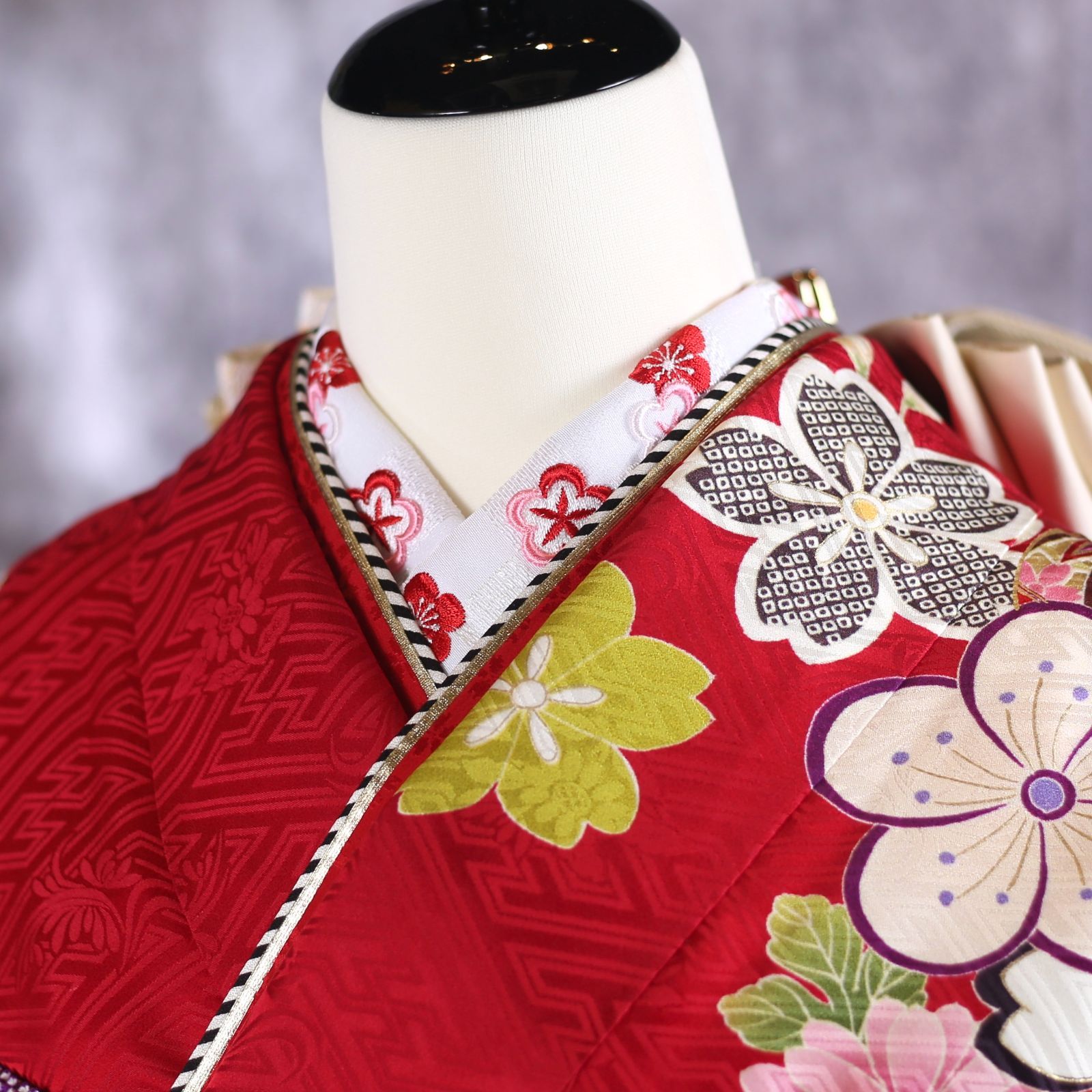 振袖フルセット 振袖セット 振袖 Lサイズ 古典×レトロ 美品 成人式 着物 晴れ着 6点セット FN-222 振袖フルセット 振袖セット 振袖 Lサイズ 中古 赤×レトロ 美品 成人式