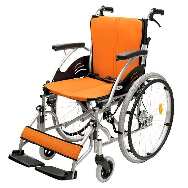 自走介助兼用 車いす 車イス くるまいす コンパクト 介護用品 軽量車椅子 折り畳み 折りたたみ おしゃれ 福祉用具 カラー:オレンジ（橙色） -  メルカリ