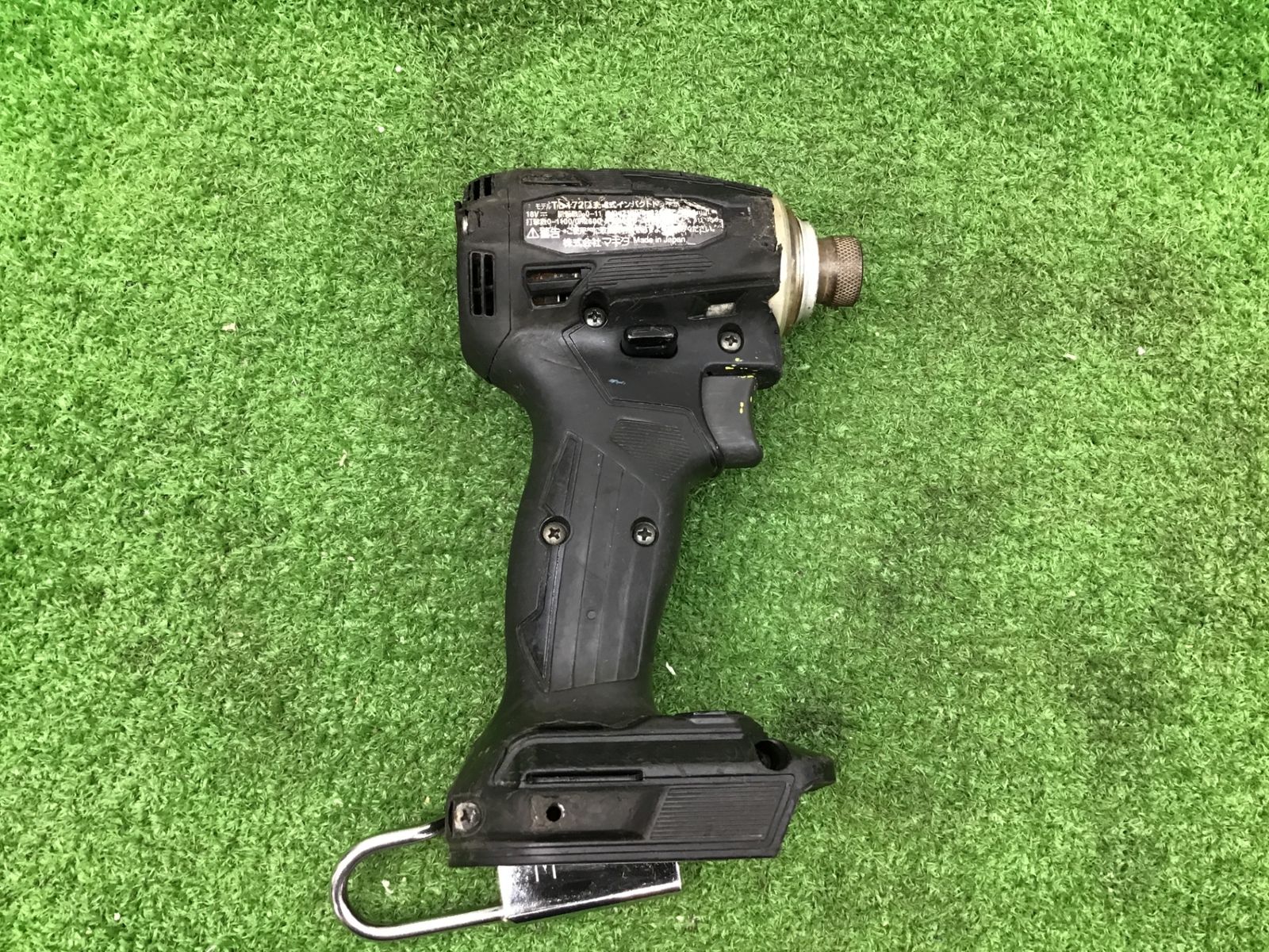 コードレスインパクトドライバー