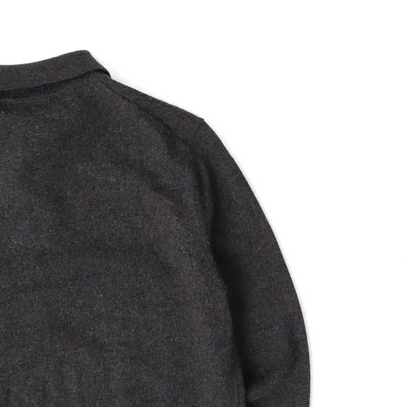 ボタンアップ ニット