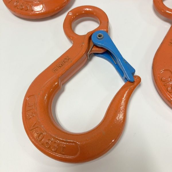 心を打つ TAIYO Vフック 0.63t V-0.63 V級フック セーフティラッチ付 4個セット 重量フック アイフック 玉掛け用 吊り索用 大洋製器工業 ≡DT6684