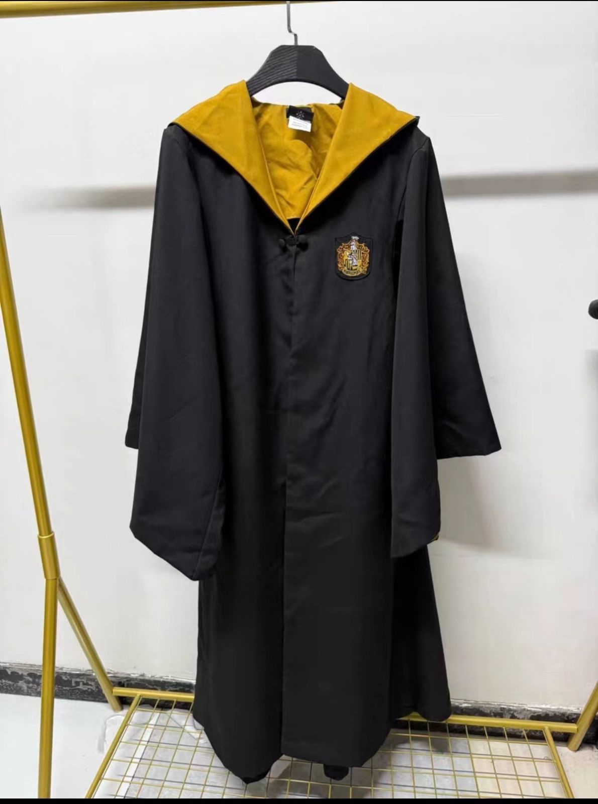 ハッフルパフモデル】ハリー・ポッター風 魔法学院ローブ コスチューム