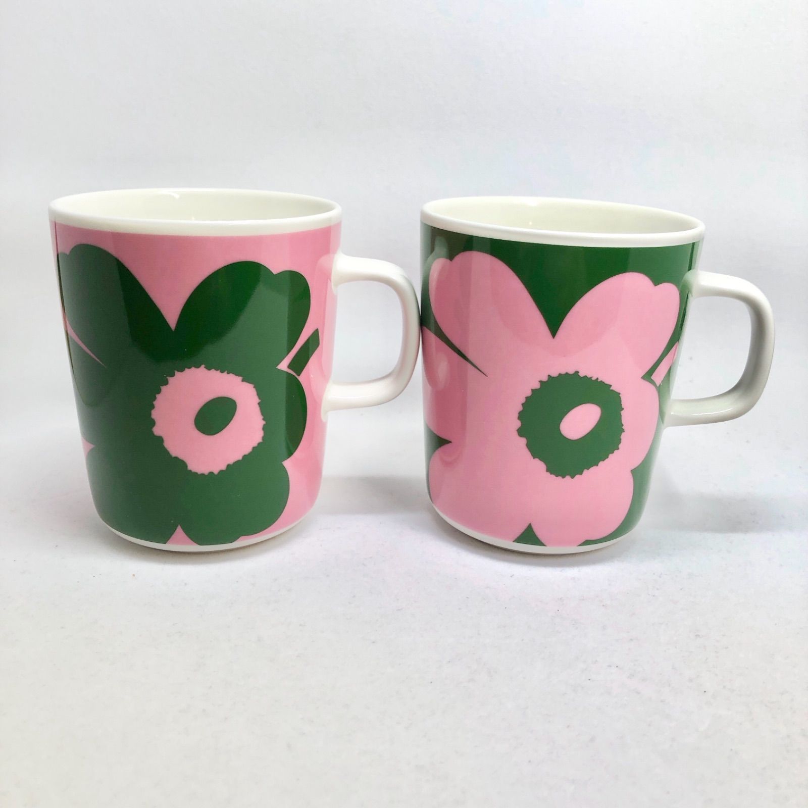 新品［marimekko］70周年 ウニッコマグカップ ピンク×グリーン