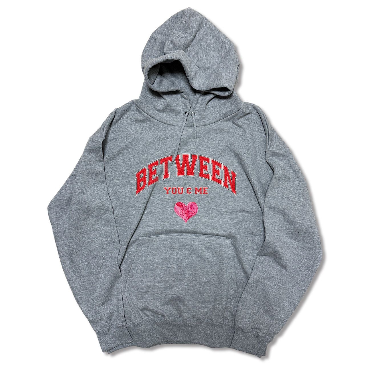 BETWEEN YOU & ME SWEAT HOODIE