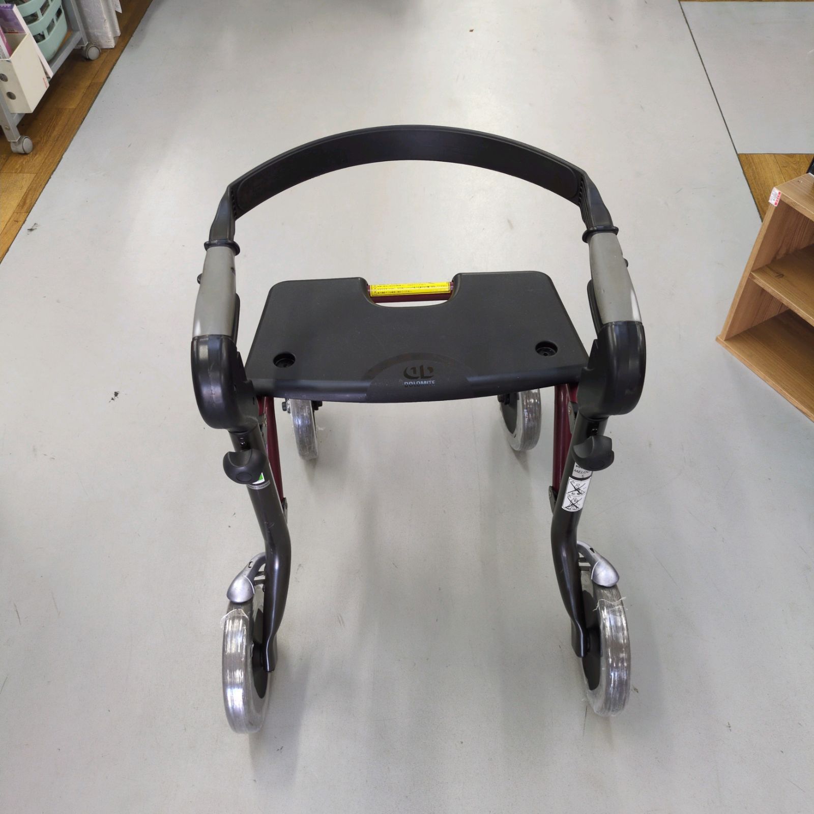 J512 ☆小キズ使用感☆歩行車②☆DOLOMITE☆MELODY S