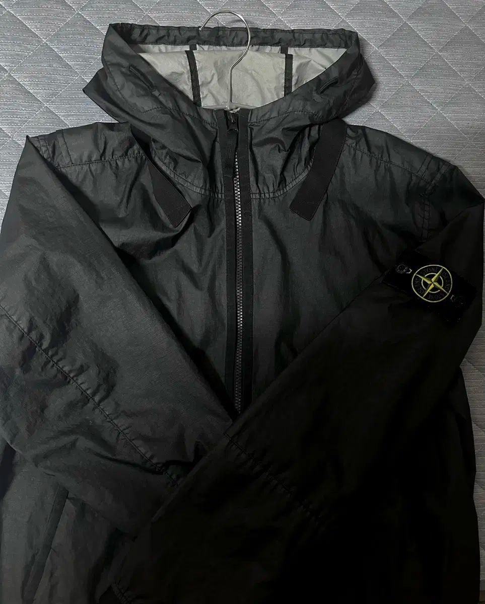 STONE ISLAND ストーンアイランド メンブラーナ 21ss L