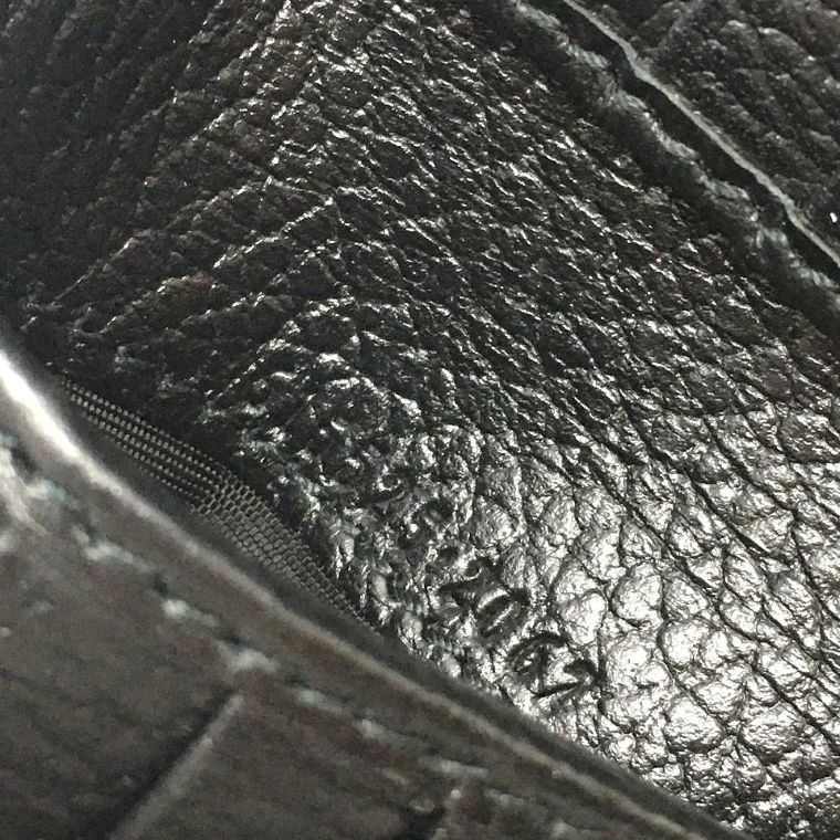 送料込み！ 極美品 GUCCI Wホック財布 615525 インターロッキング  