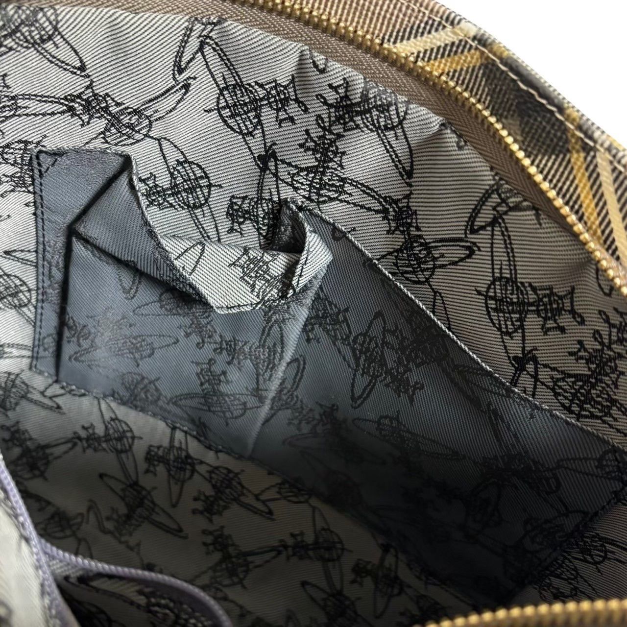 Vivienne Westwood ヴィヴィアンウエストウッド ショルダーバッグ 