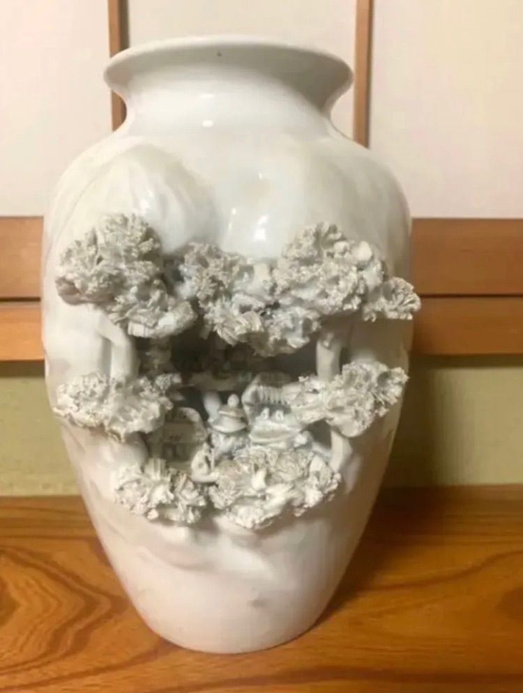 砥部焼 清月窯 山水彫 洞窟彫 花瓶 壺 伝統工芸品 - メルカリ