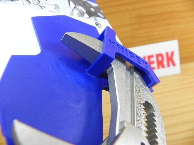 プライヤーレンチ